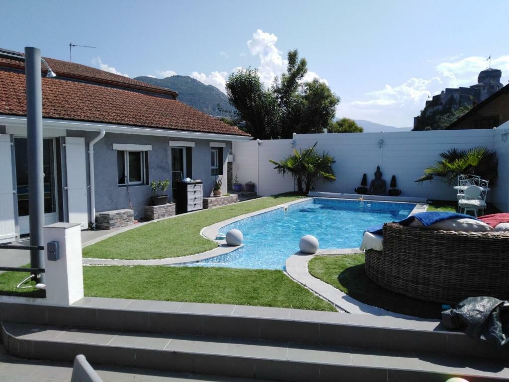 Petite Maison Lourdes Luaran gambar